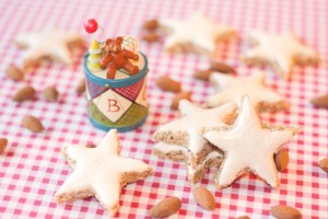 Kalėdų žvaigždės iš migdolų, kalėdiniai migdoliniai sausainiai