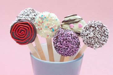 cake pop paprasčiau oreo ant pagaliuko