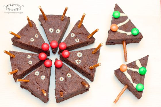 šokoladainis kalėdoms arba elniukai eglutės ir kiti vaikų džiaugsmai