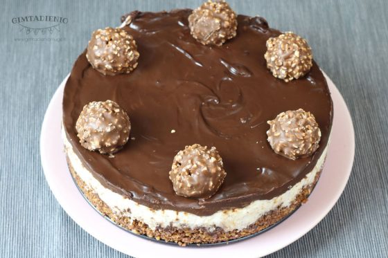 tortas iš ferrero rocher saldainių