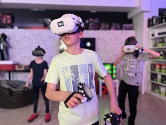 virtualios realybės žaidimų erdvė
