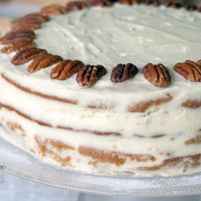 ypatingai skanus morkų tortas su pekano riešutais