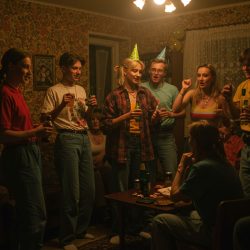 90-7j7 nostalgijos vakar4lis gimtadienis paaugliui